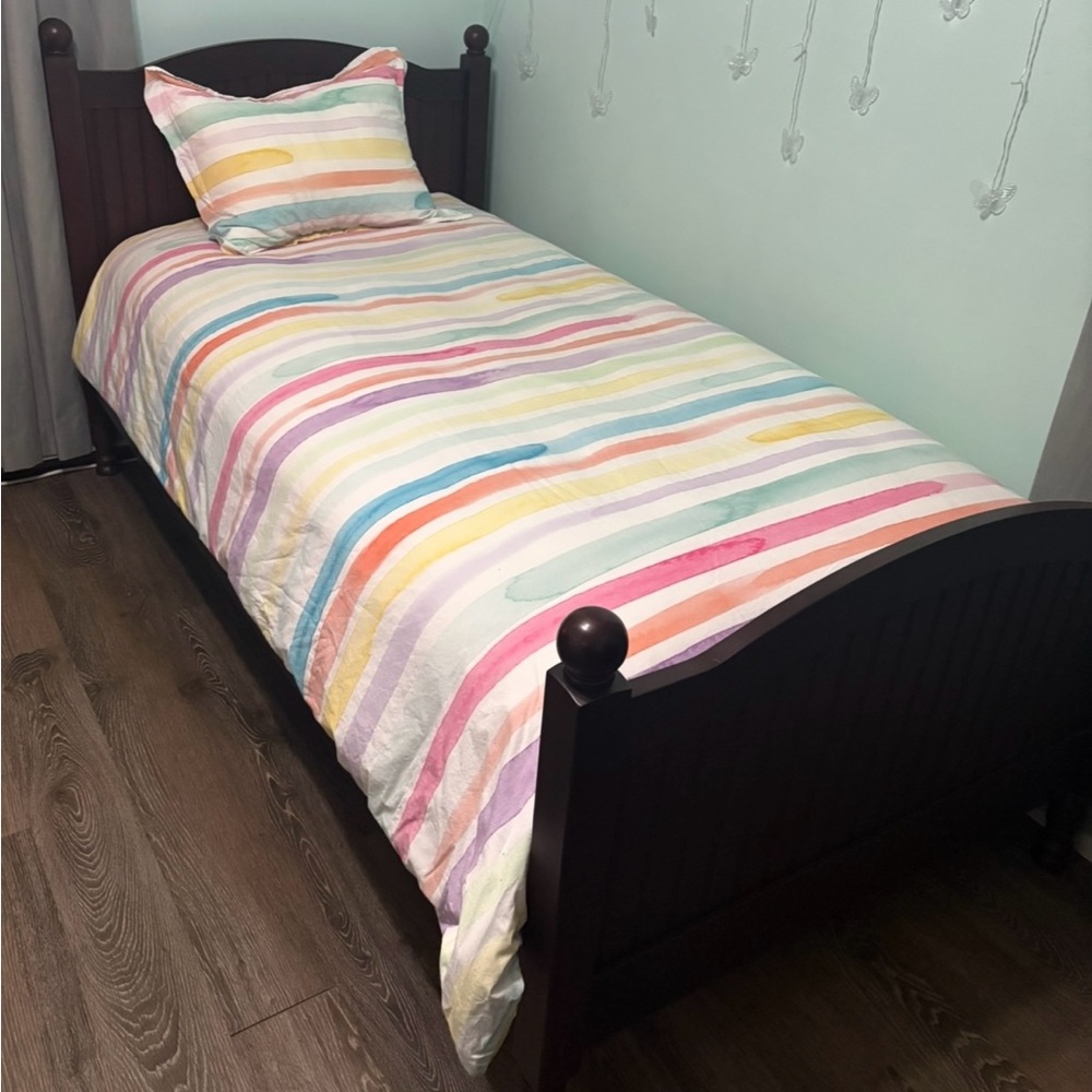 Pottery Barn Kids Kayla Duvet Cover and Sham